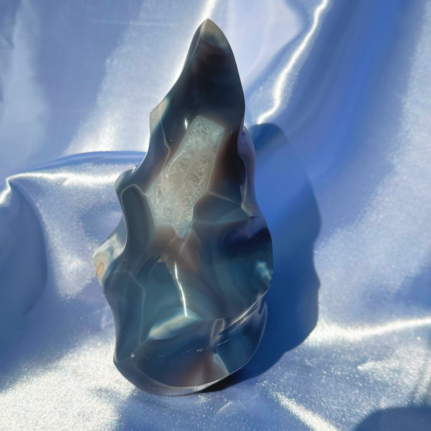 Orca Agate W/ Quartz Flame (M)
