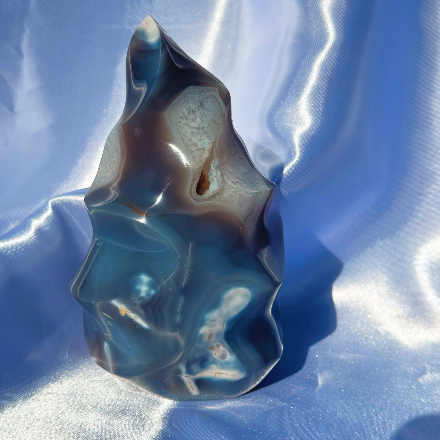 Orca Agate W/ Quartz Flame (M)
